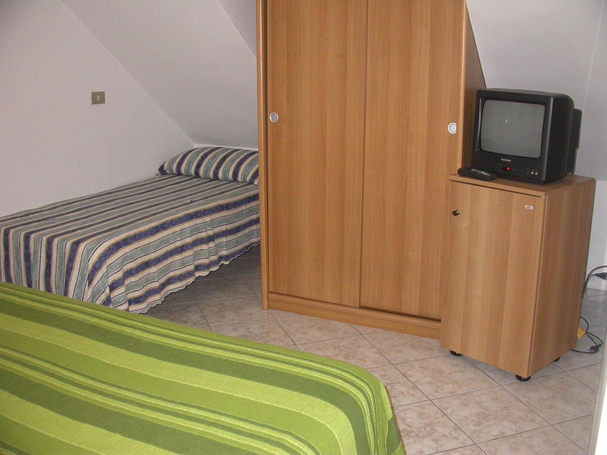 Hotel La Playa Сан Бенедето дел Тронто Екстериор снимка