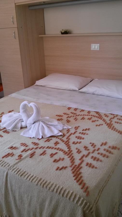Hotel La Playa Сан Бенедето дел Тронто Екстериор снимка